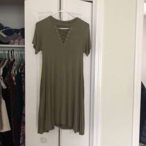 Olive green light dress with pockets